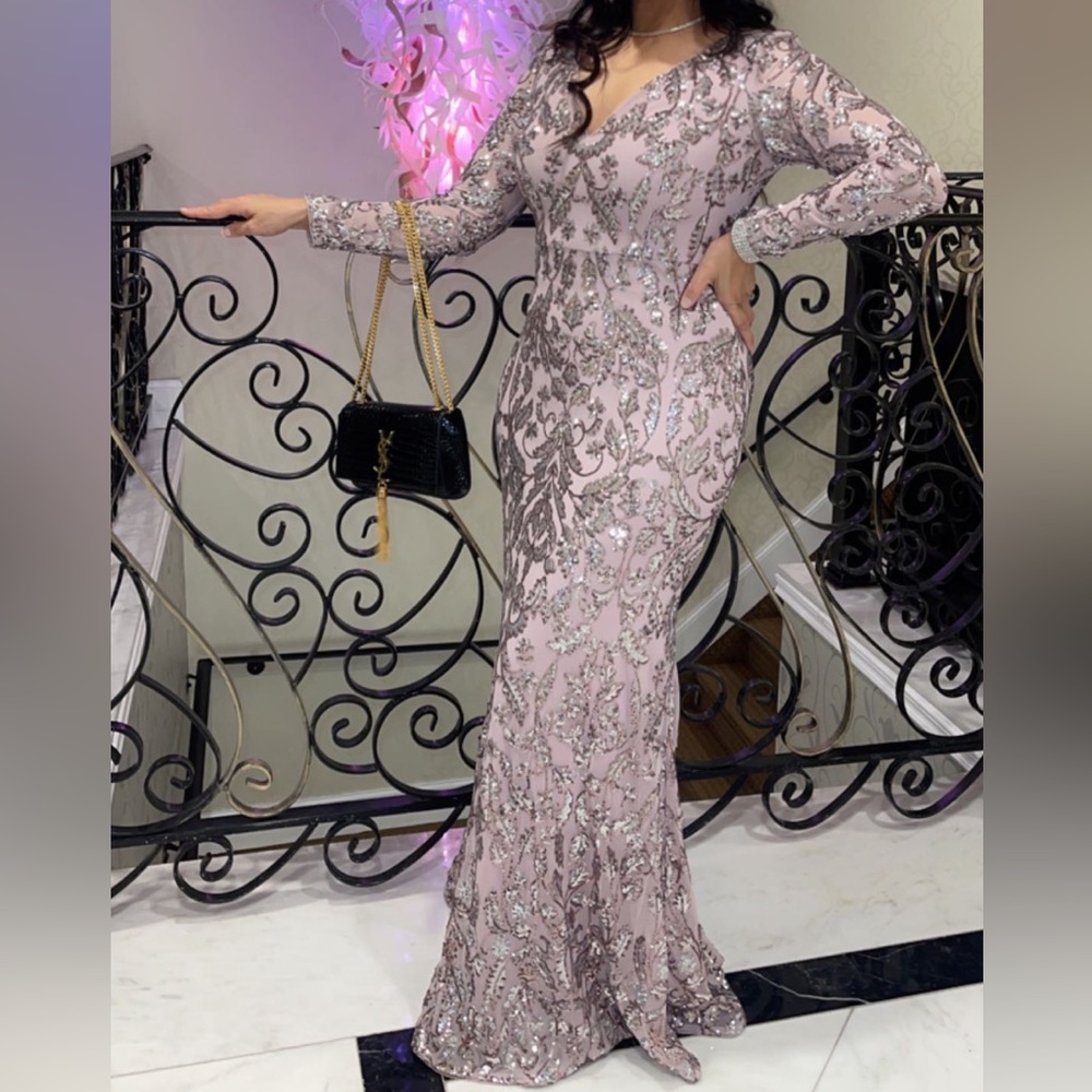 Adrianna Papell Evening Gown
